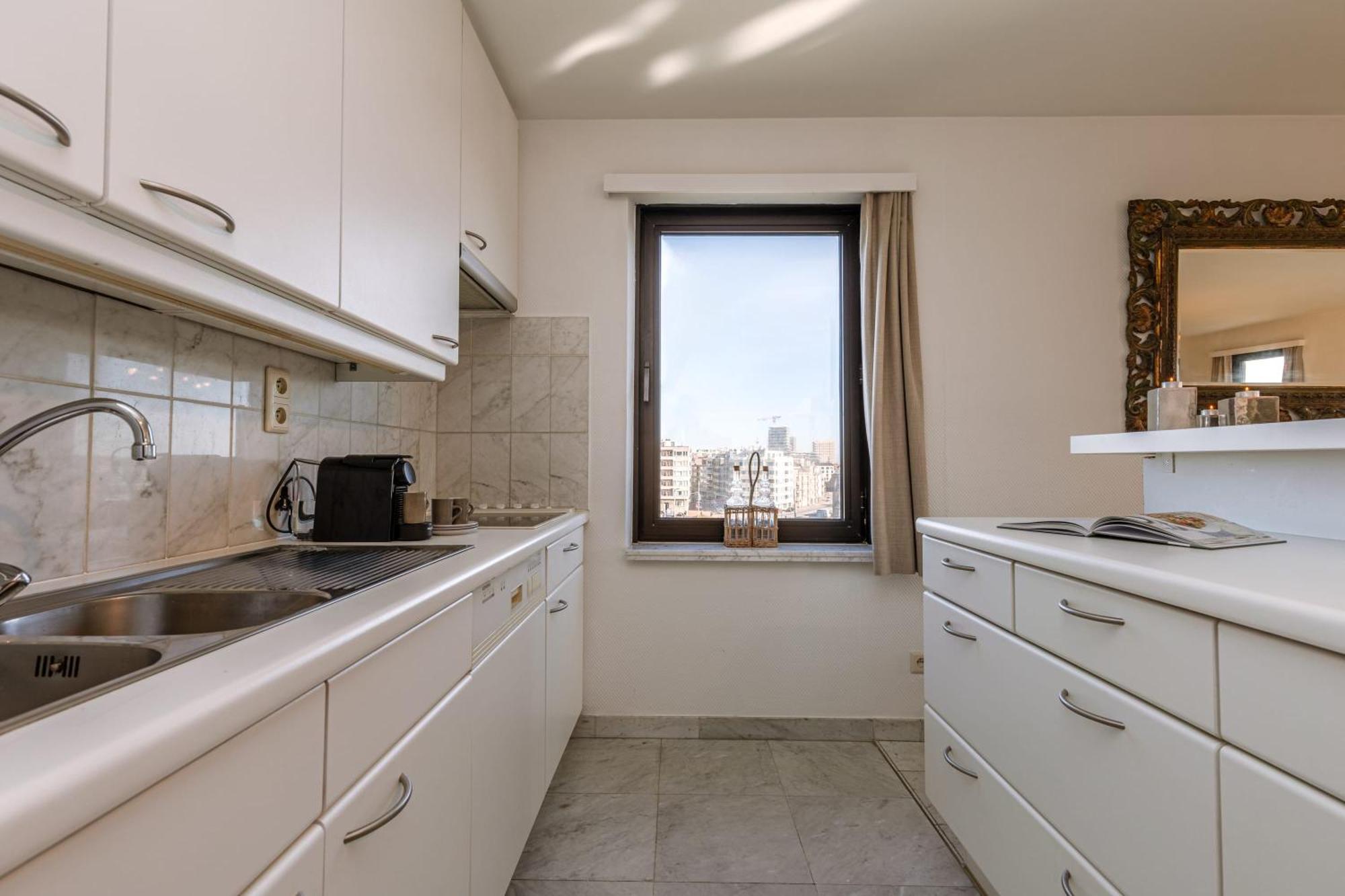 Huswell - Spacious & Modern Sea View Apartment With Garage Ostend Exterior photo